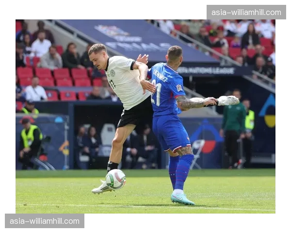 德国战车经历低谷后反弹 穆西亚拉维尔茨领衔复兴