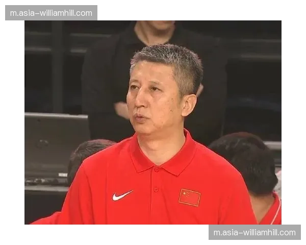 郭士强中场变阵三后卫阵容 提速反击破解日本小快灵体系